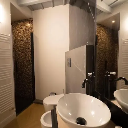 Apartament Thea- Duomo Centro Storico